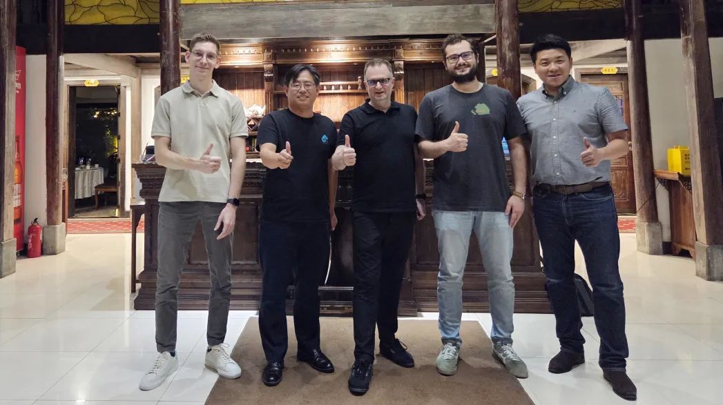 德国雷根斯堡应用科学大学教授Thomas Linner来CA88学术交流